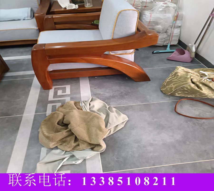 貴陽(yáng)實(shí)木沙發(fā)翻新?lián)Q布